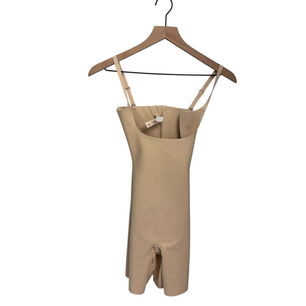 Skims Body CS open bust Mid thigh bodysuit small Sand New with tags